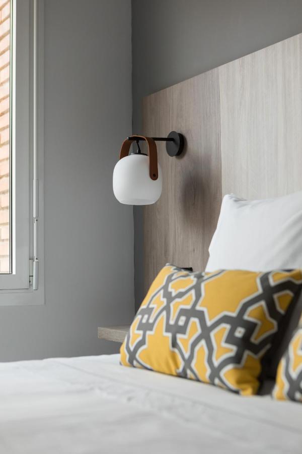 Apartamentos Las Torres Madrid Eksteriør billede