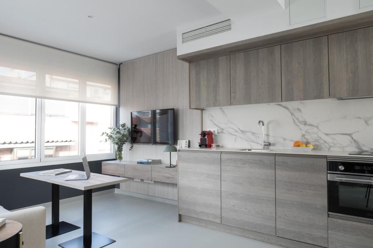 Apartamentos Las Torres Madrid Eksteriør billede
