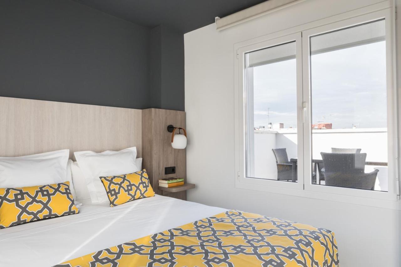 Apartamentos Las Torres Madrid Eksteriør billede