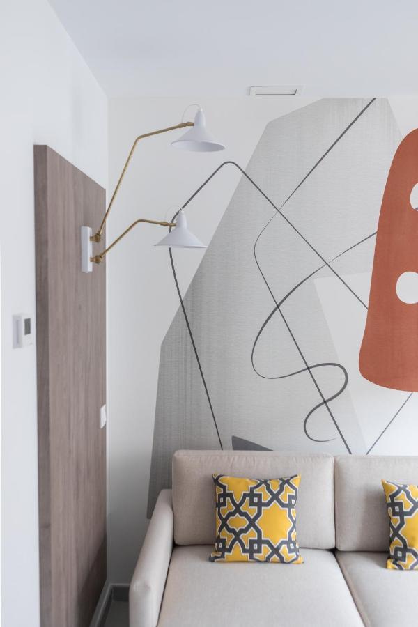 Apartamentos Las Torres Madrid Eksteriør billede