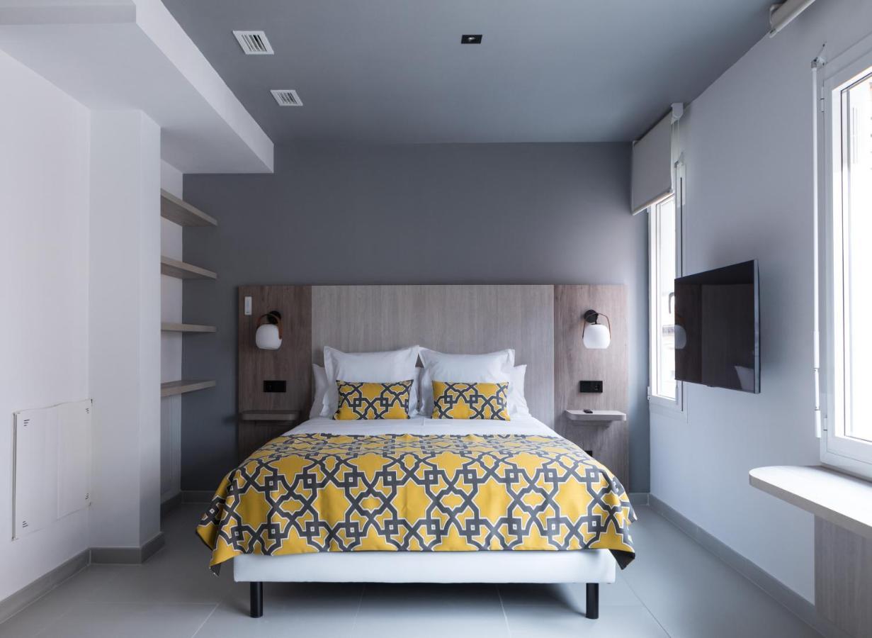Apartamentos Las Torres Madrid Eksteriør billede