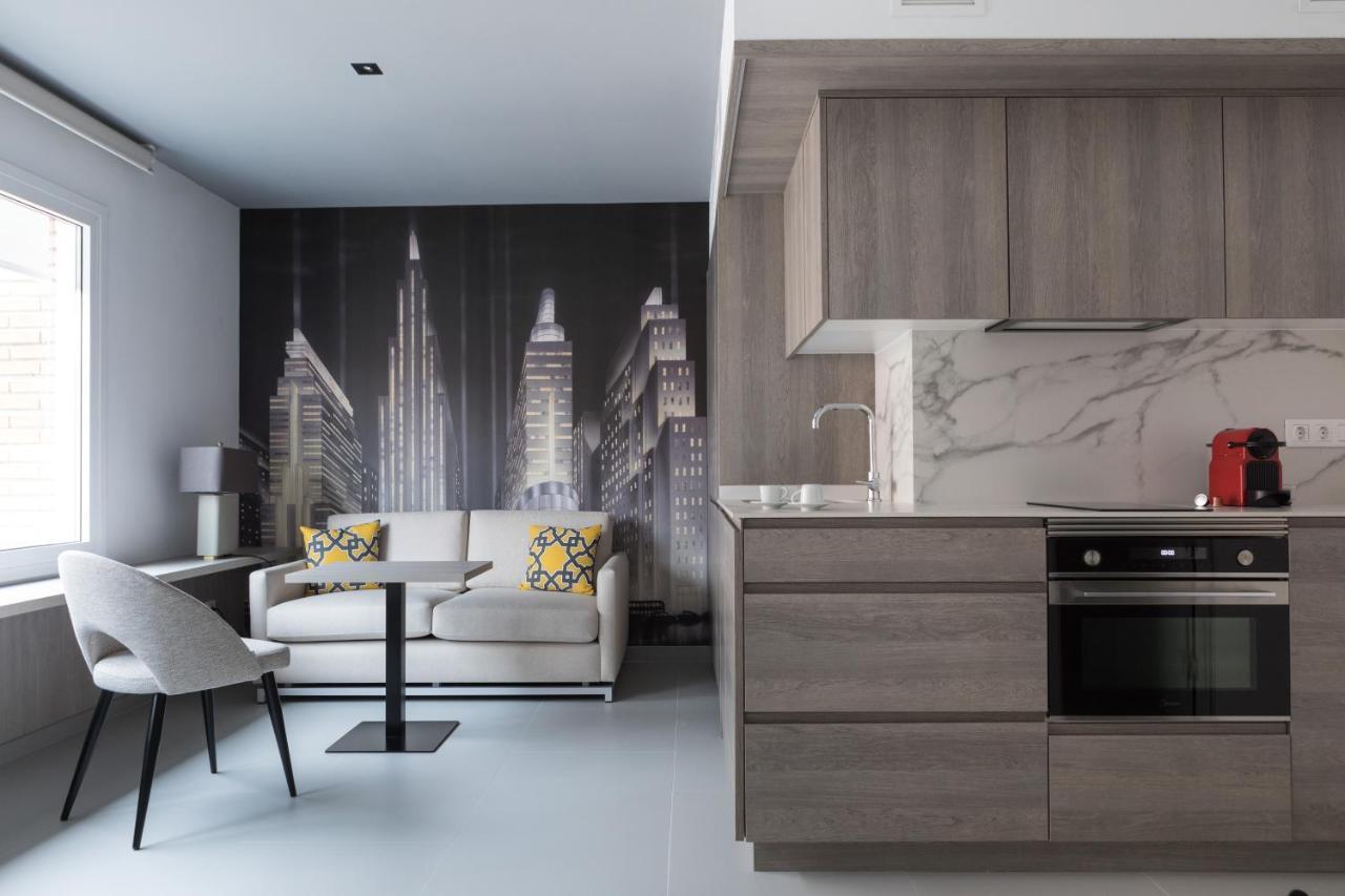 Apartamentos Las Torres Madrid Eksteriør billede