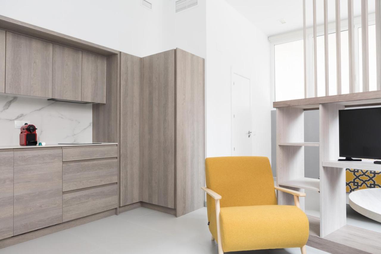 Apartamentos Las Torres Madrid Eksteriør billede