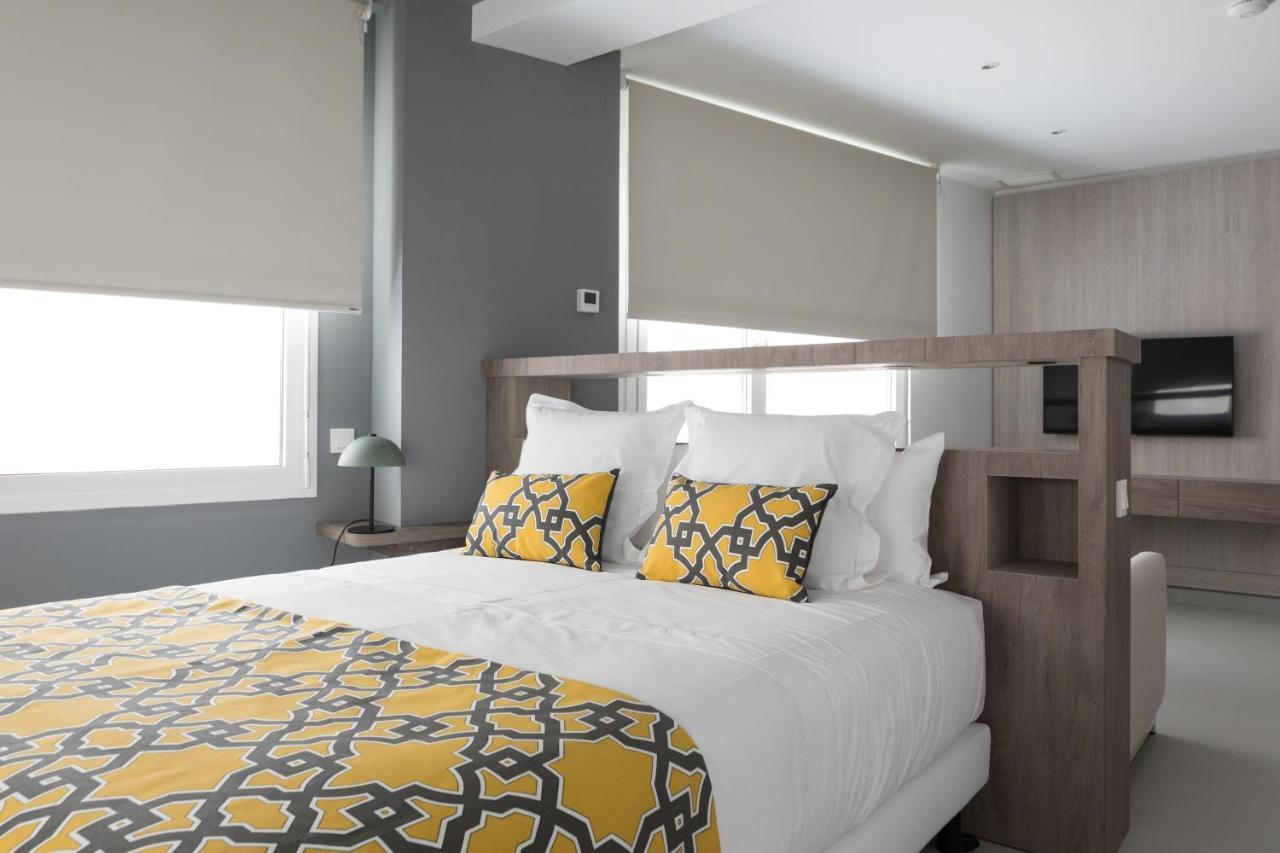 Apartamentos Las Torres Madrid Eksteriør billede