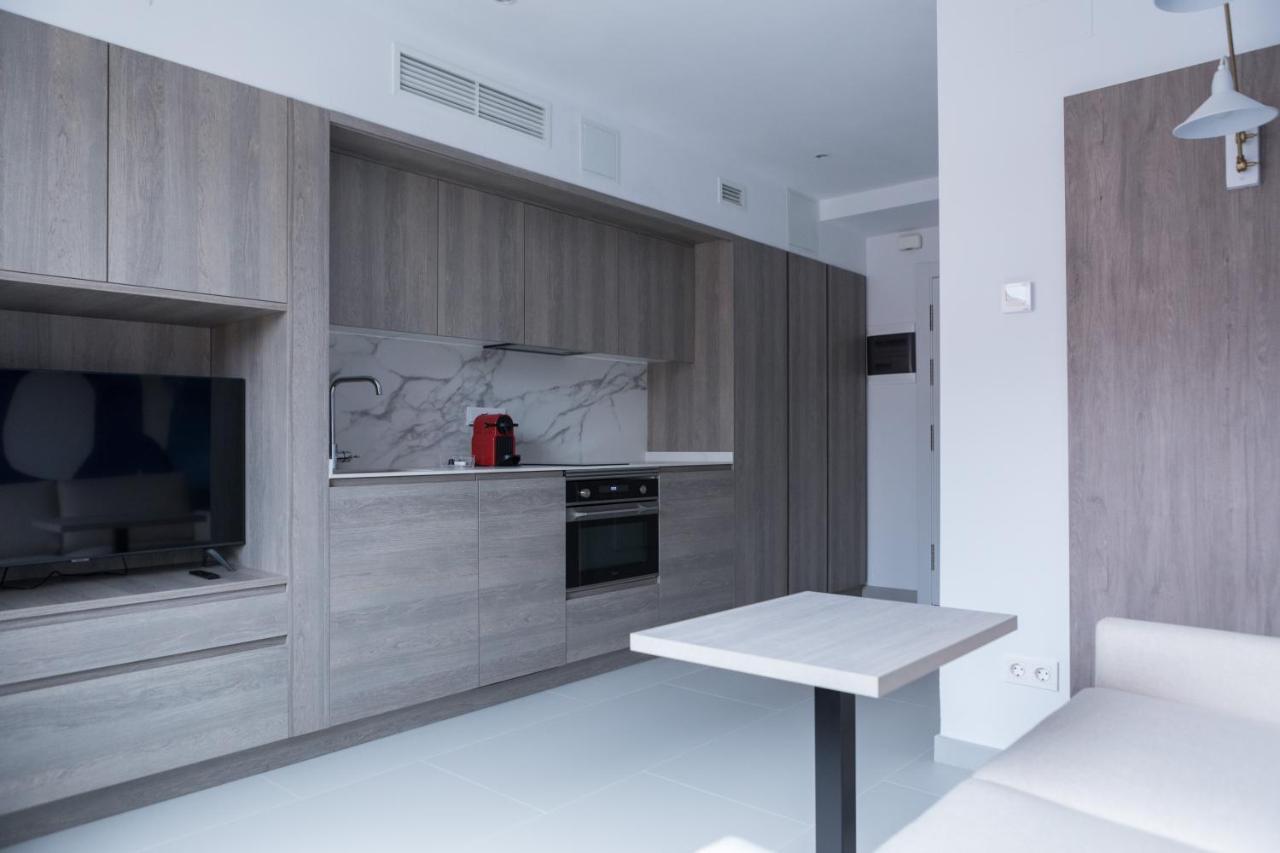Apartamentos Las Torres Madrid Eksteriør billede