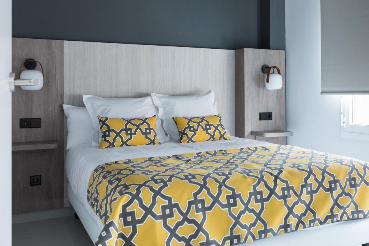 Apartamentos Las Torres Madrid Eksteriør billede
