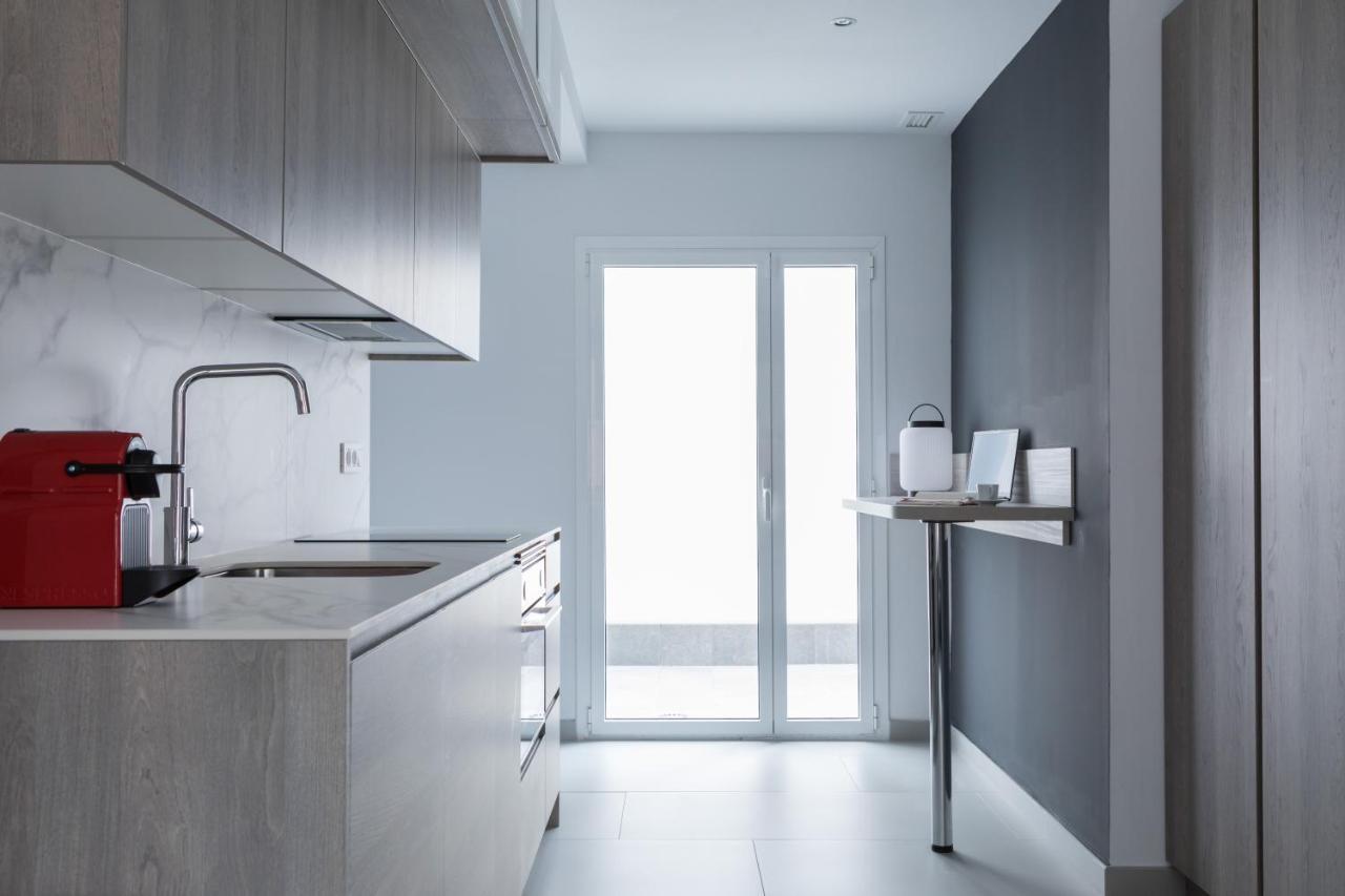 Apartamentos Las Torres Madrid Eksteriør billede